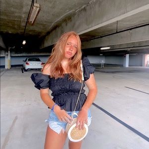 Meet your Posher, Iliana